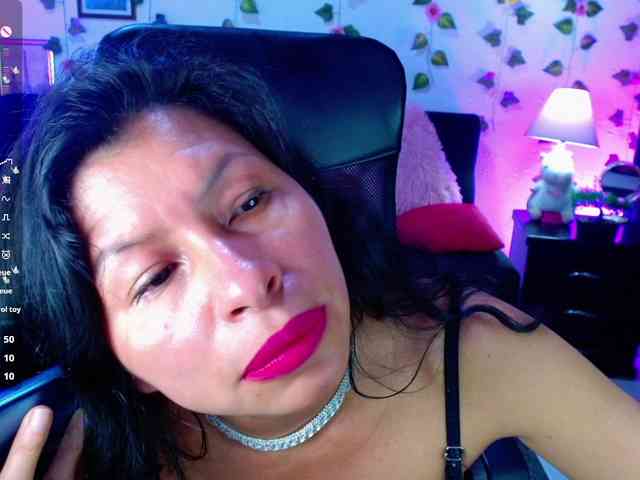 AbbyPrincessAGT webcam