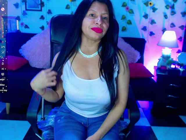 AbbyPrincessAGT webcam
