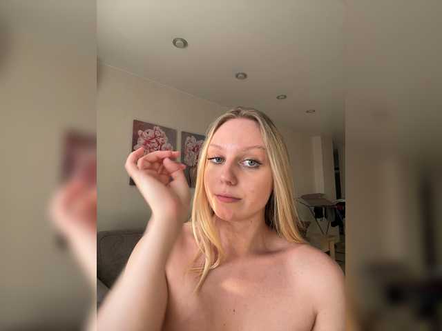 HotWillow live cam on BongaCams