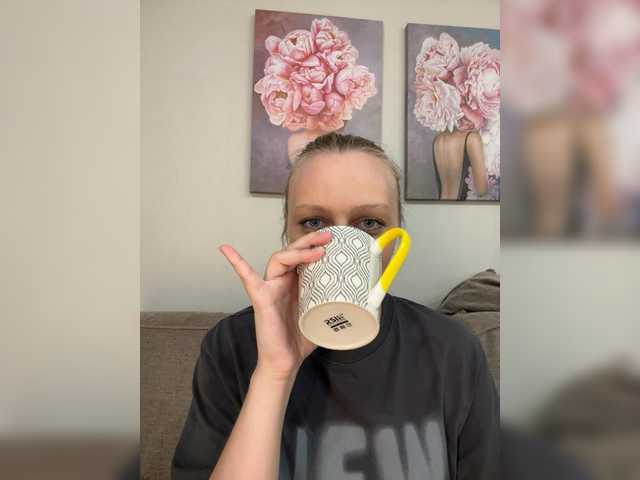 hotwillow cam belle