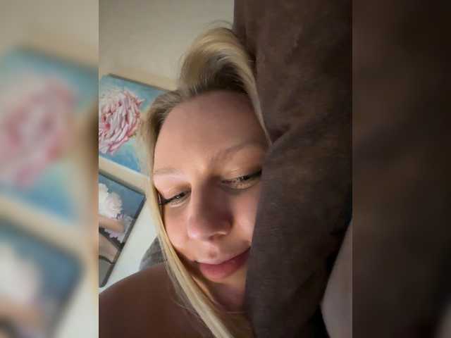 hotwillow cam belle