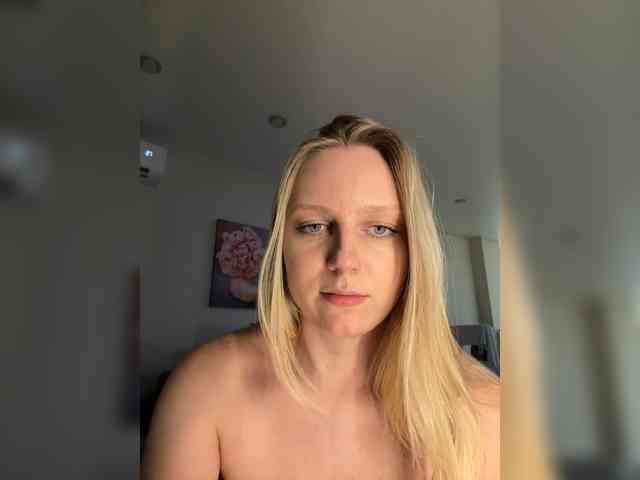 HotWillow webcam