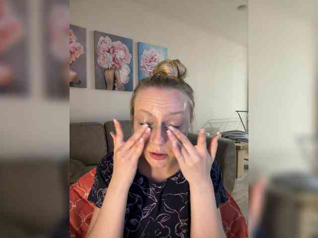 HotWillow webcam