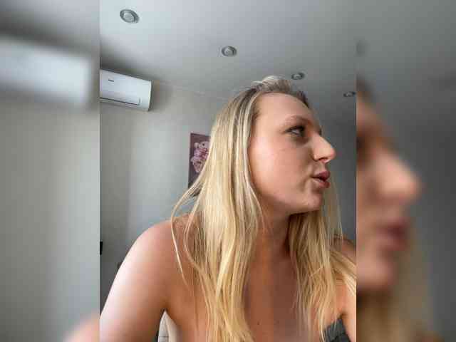 HotWillow webcam