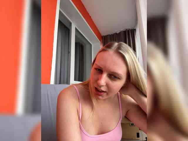 HotWillow webcam