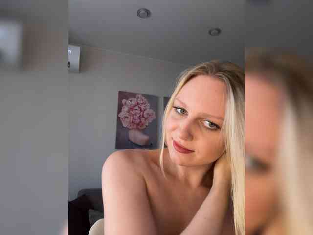 HotWillow webcam