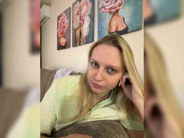 HotWillow webcam
