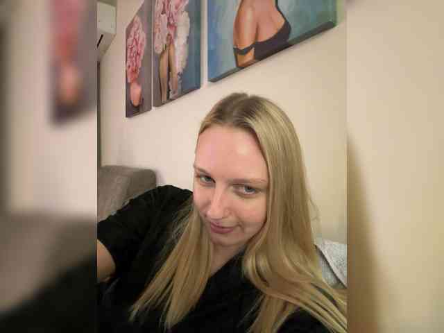 HotWillow webcam