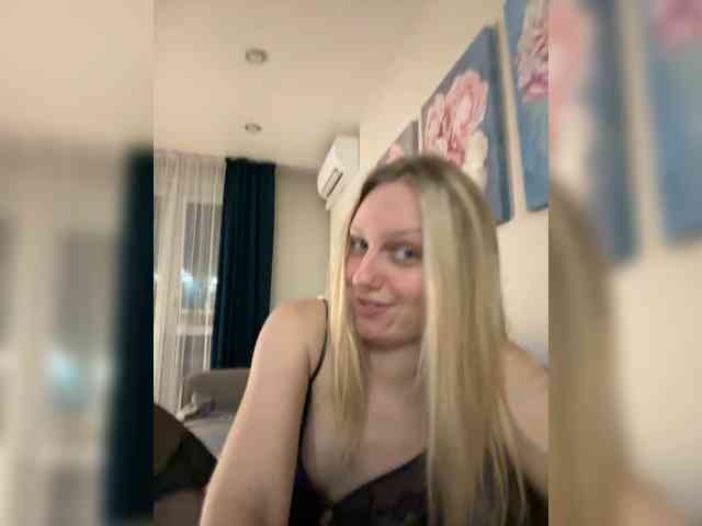 HotWillow webcam
