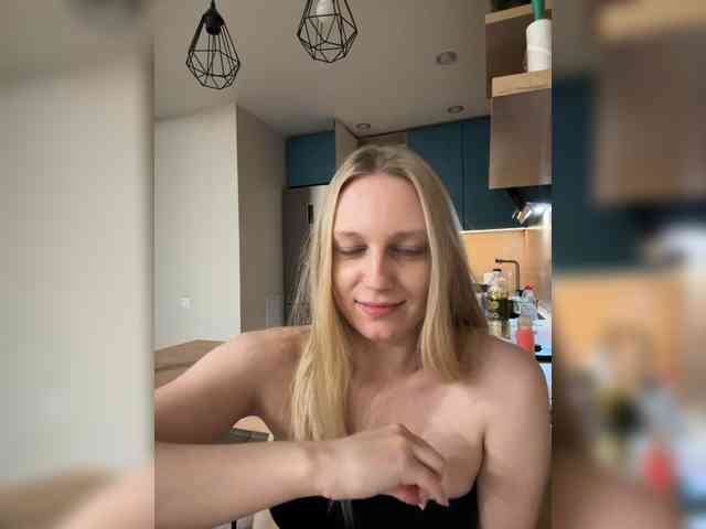 HotWillow webcam