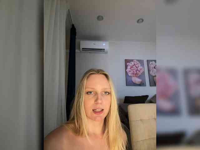 HotWillow webcam