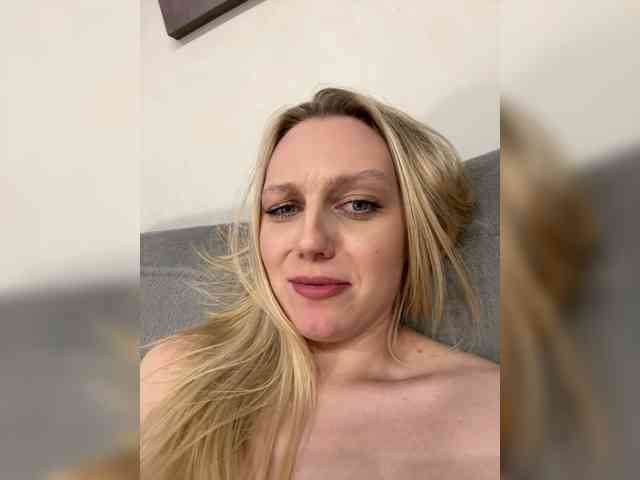 HotWillow webcam