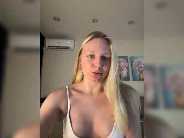 HotWillow webcam