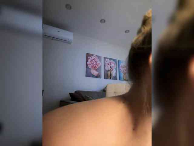 HotWillow webcam
