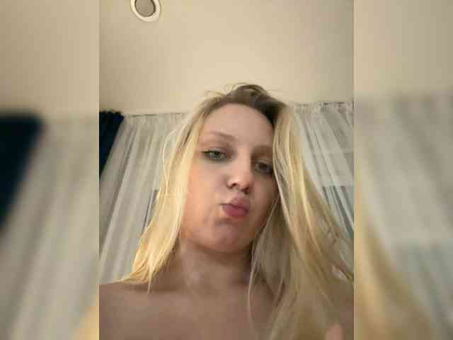 HotWillow webcam