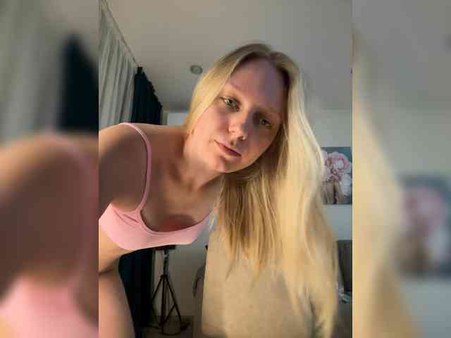 HotWillow webcam