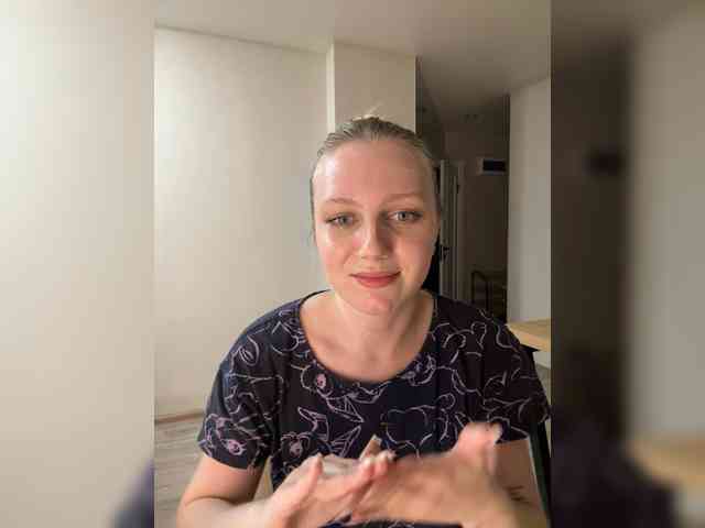 HotWillow webcam