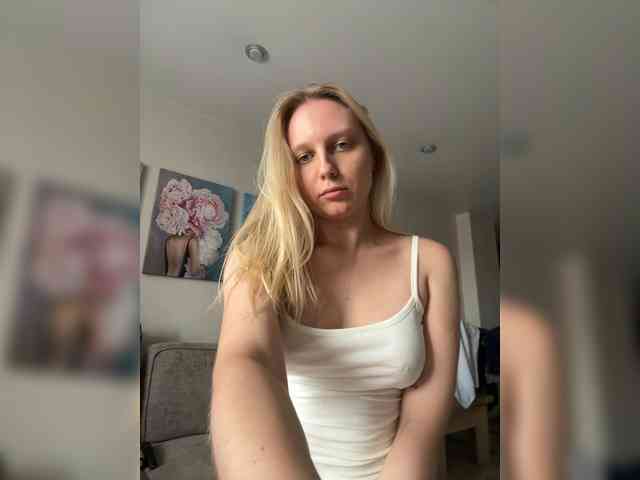 HotWillow webcam