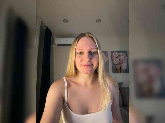 HotWillow webcam