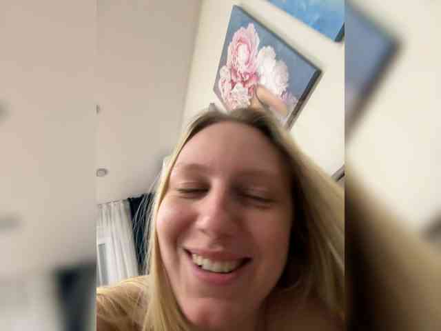 HotWillow webcam