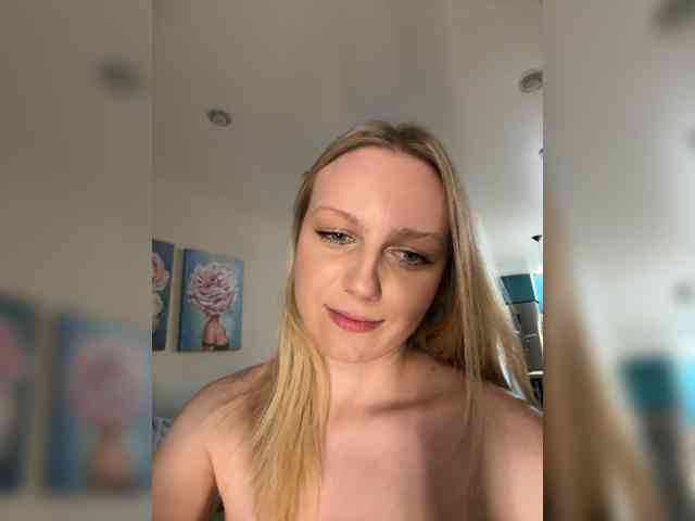 HotWillow webcam