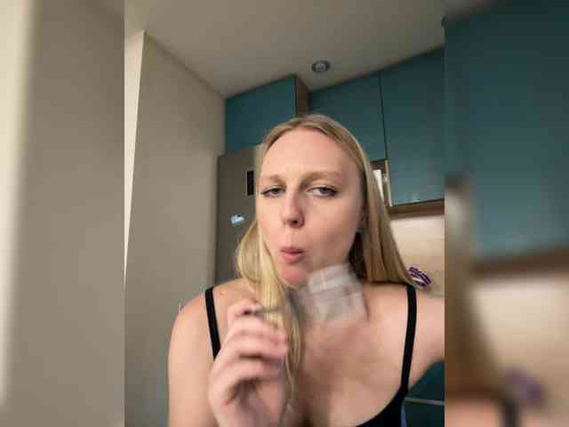 HotWillow webcam