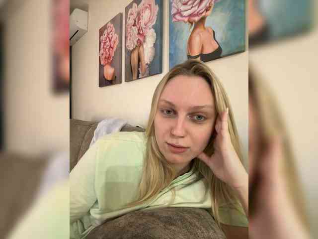 HotWillow webcam
