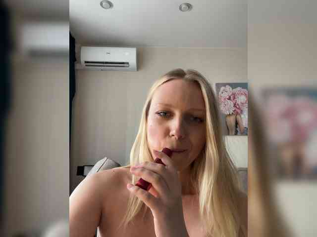 HotWillow webcam