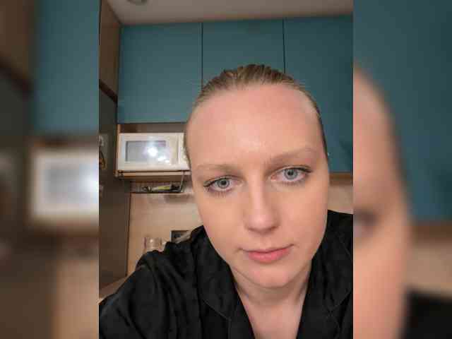 HotWillow webcam