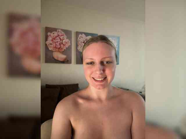 HotWillow webcam