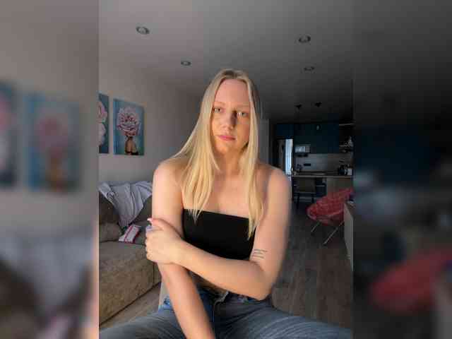 HotWillow webcam