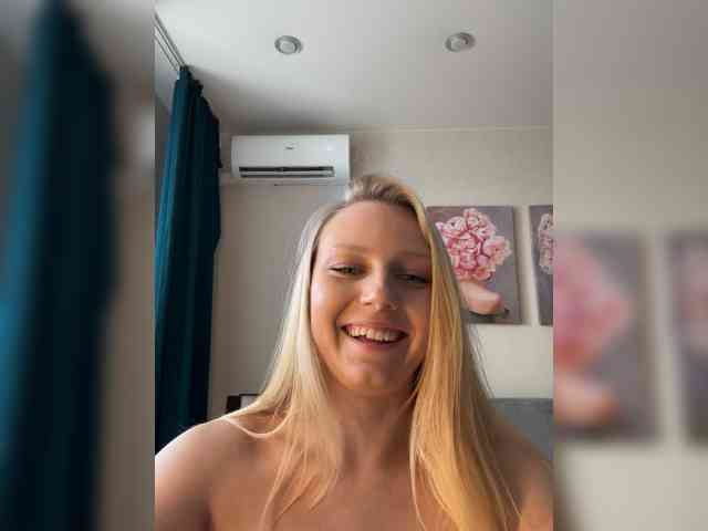 HotWillow webcam