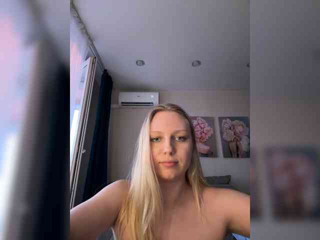 HotWillow webcam