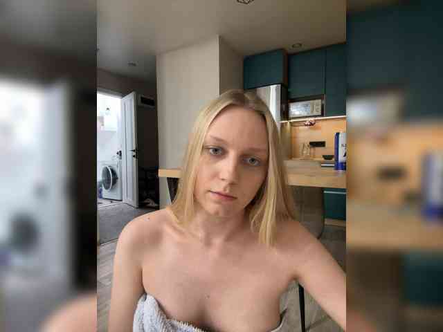 HotWillow webcam