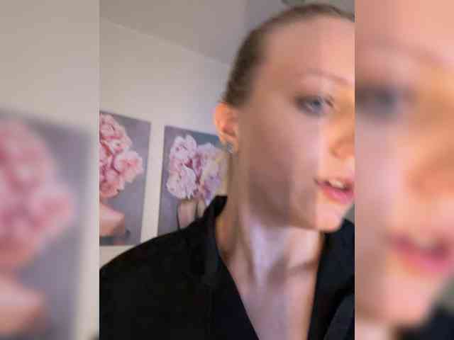 HotWillow webcam