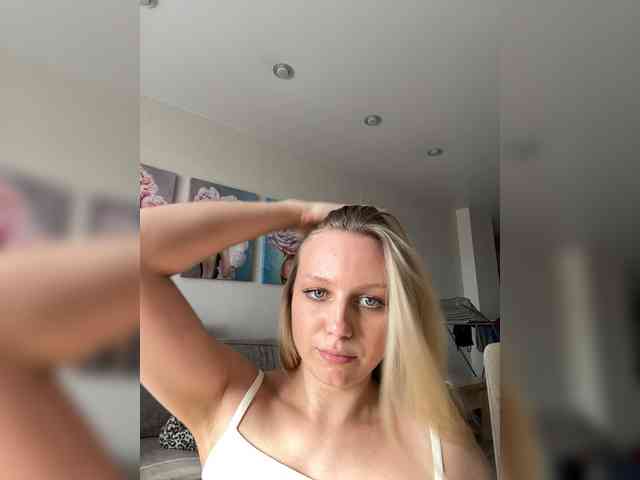 HotWillow webcam