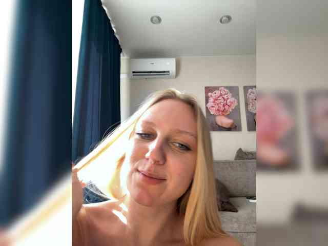 HotWillow webcam