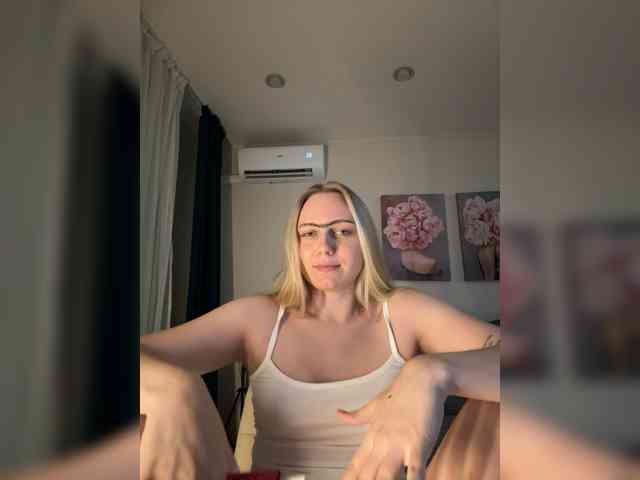HotWillow webcam