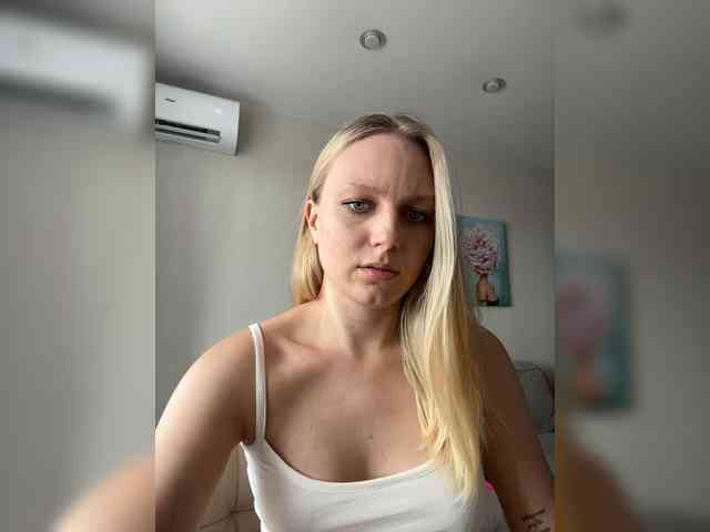 HotWillow webcam