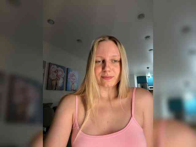 HotWillow webcam