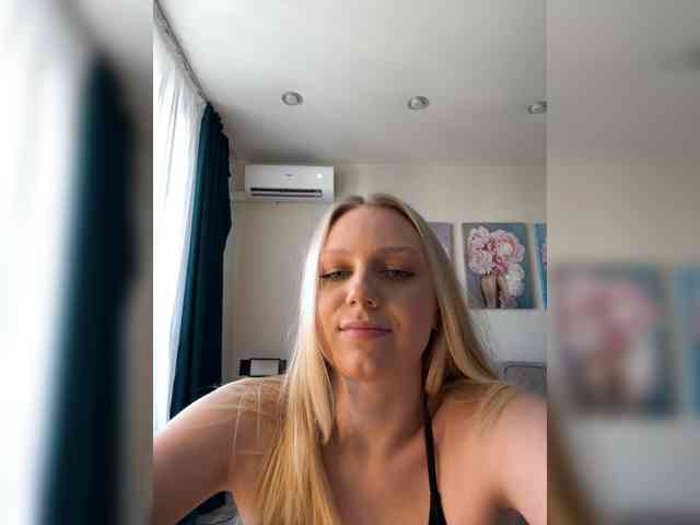 HotWillow webcam
