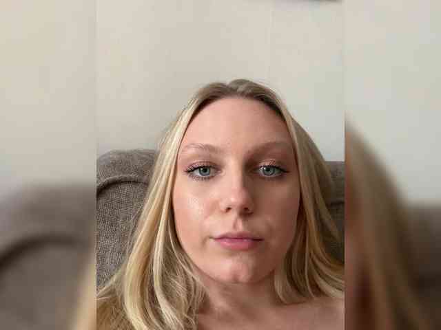 HotWillow webcam