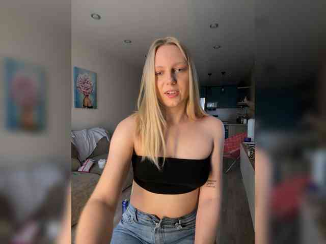 HotWillow webcam
