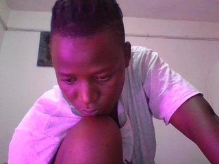 Yourdreamgirl's Live Webcam