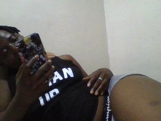 Yourdreamgirl's Live Webcam