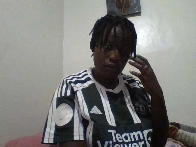 Yourdreamgirl's BongaCams show and profile