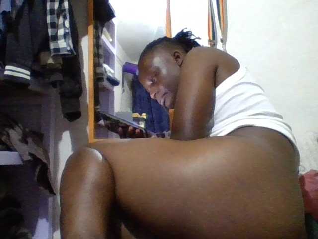 Yourdreamgirl