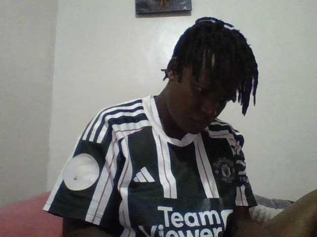 Yourdreamgirl's BongaCams show and profile