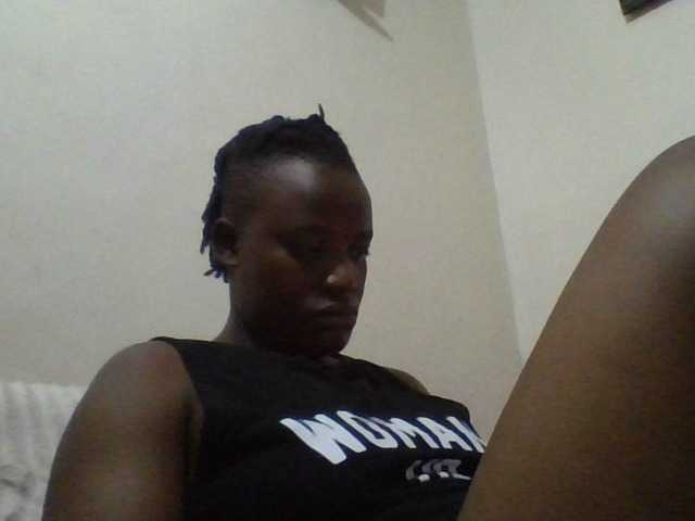 Yourdreamgirl's BongaCams show and profile