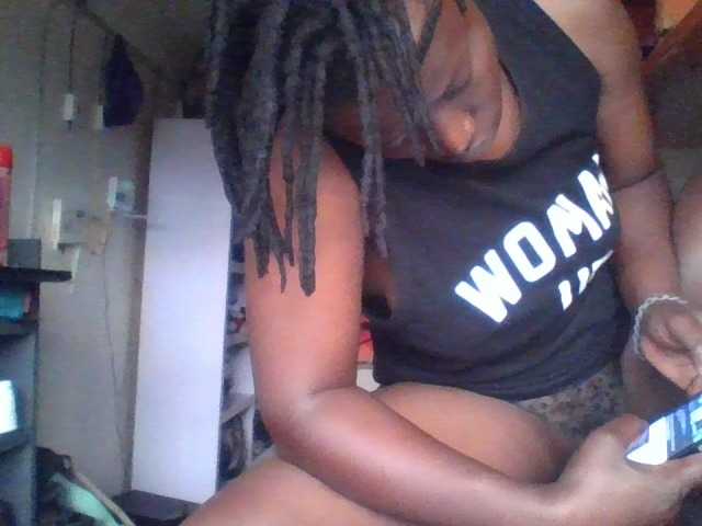 Yourdreamgirl